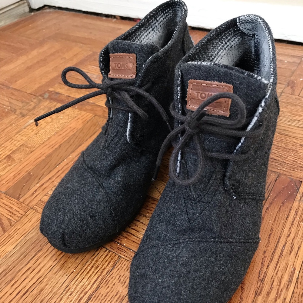 Toms wedge heel wool bootie